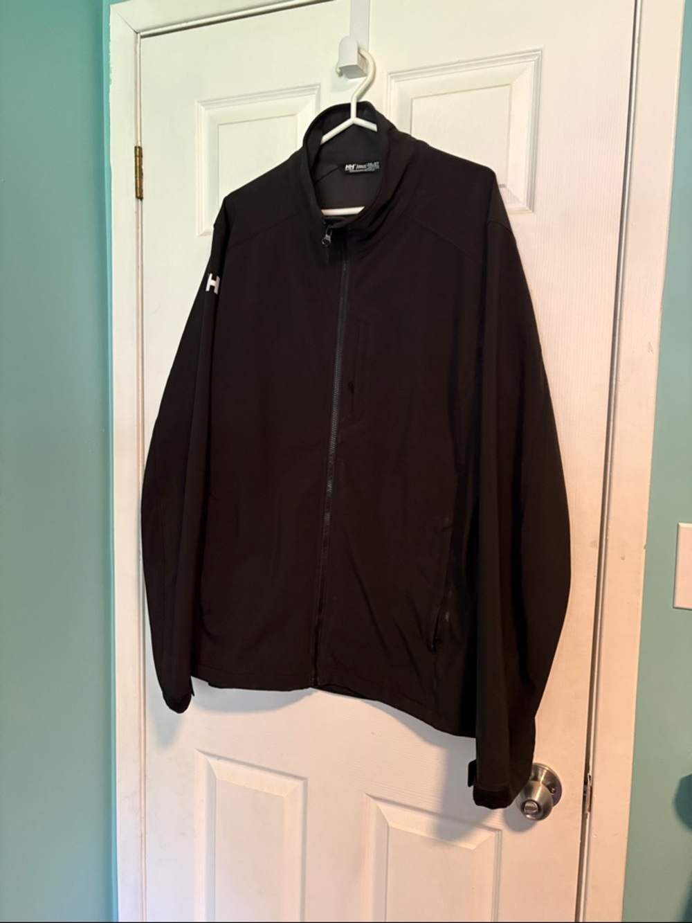 Helly Hansen Men’s Black Lightweight Softshell Jacket